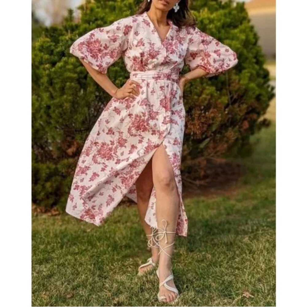 Banana Republic size M short Puff Sleeve Poplin Shirtdress Floral Belted Midi